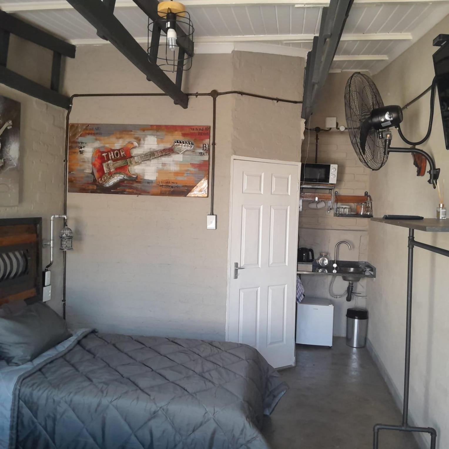 At Ease Road Lodge Zeerust Εξωτερικό φωτογραφία