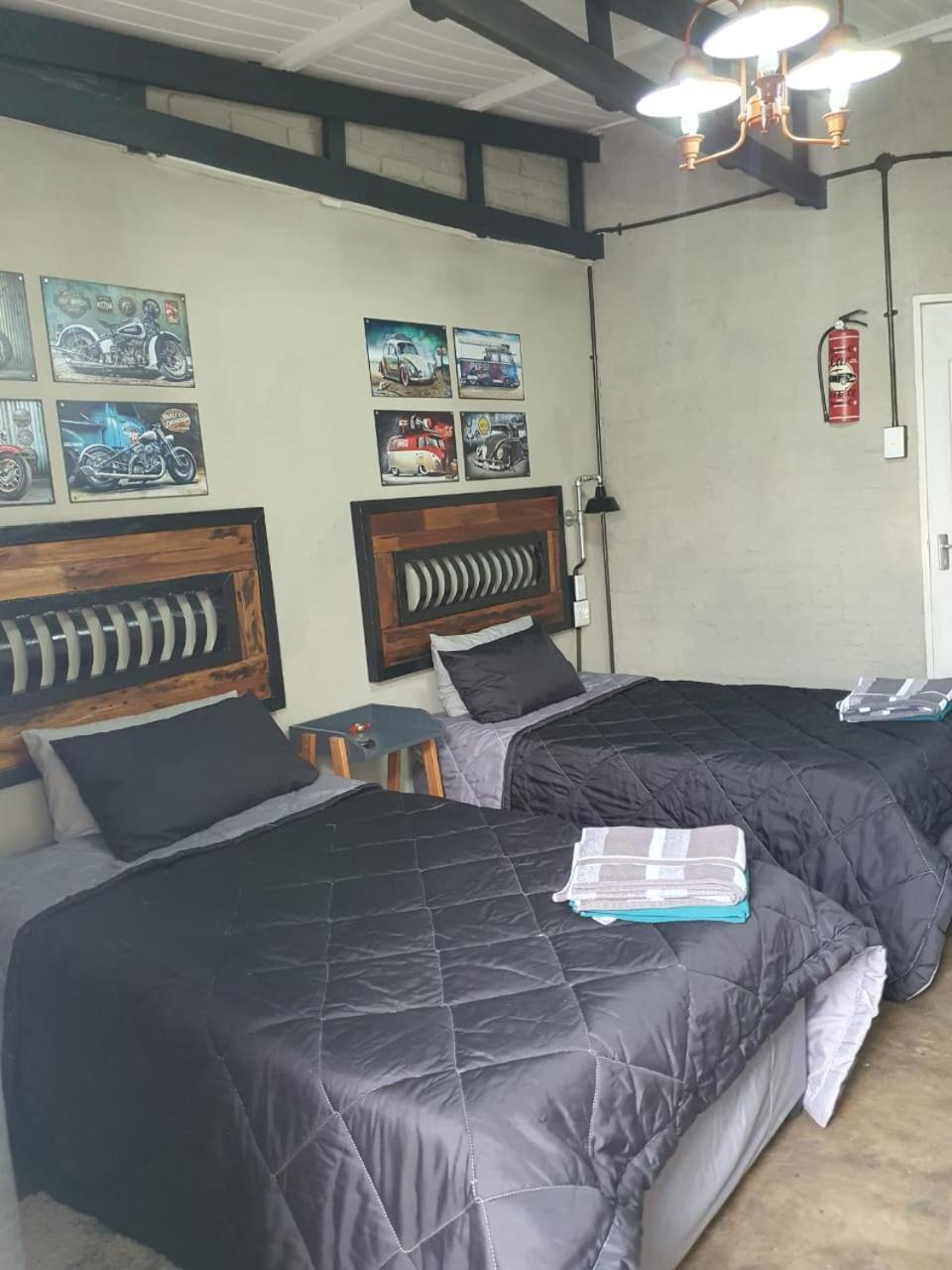 At Ease Road Lodge Zeerust Εξωτερικό φωτογραφία