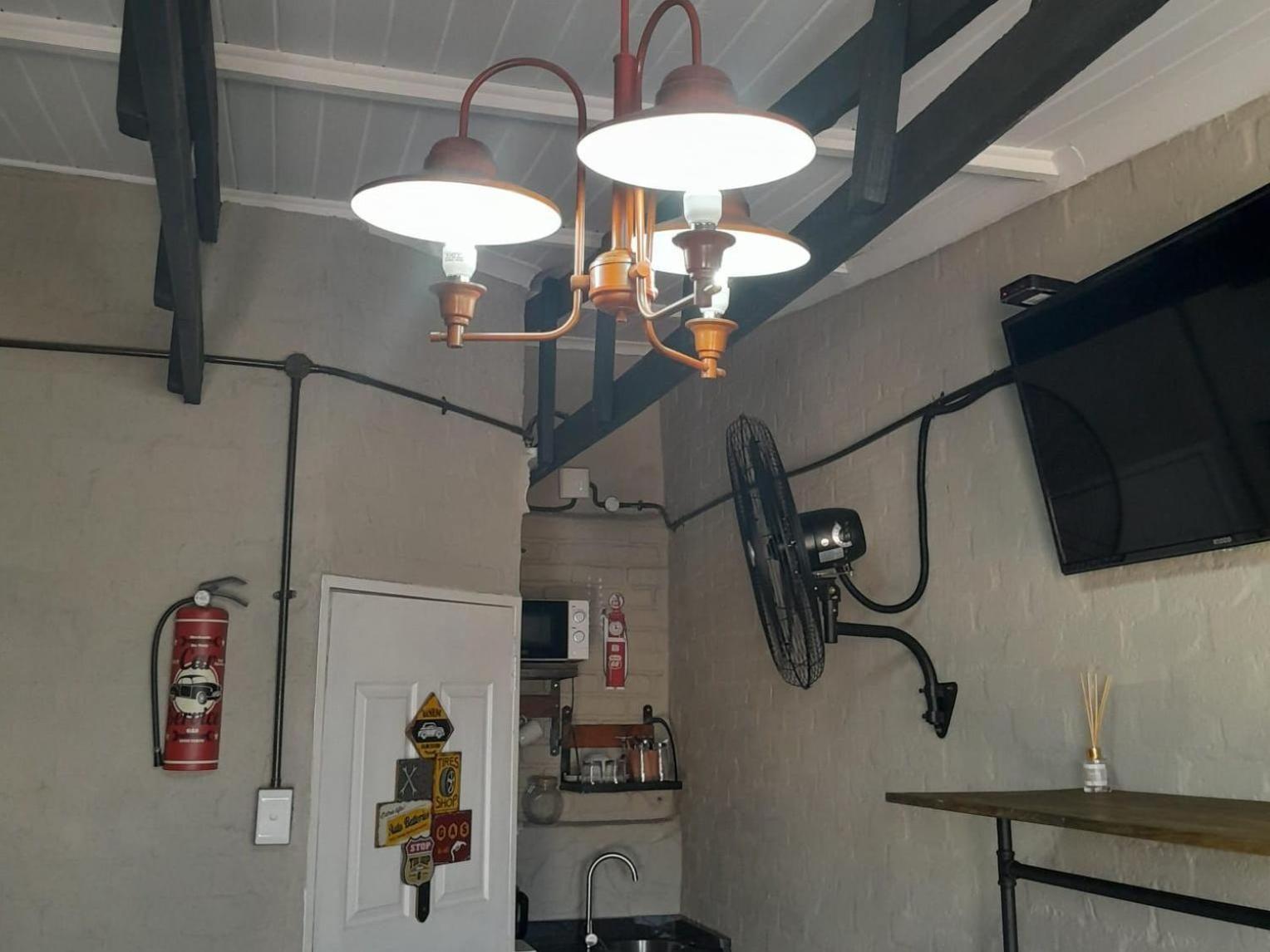 At Ease Road Lodge Zeerust Δωμάτιο φωτογραφία