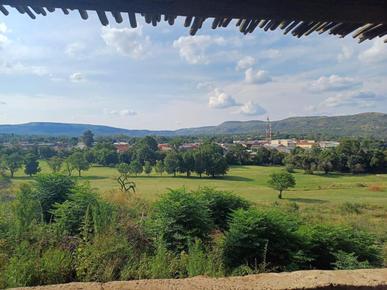 At Ease Road Lodge Zeerust Εξωτερικό φωτογραφία